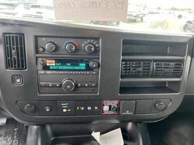 2025 Chevrolet Express Cargo 3500 WT