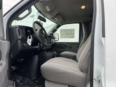 2025 Chevrolet Express Cargo 3500 WT