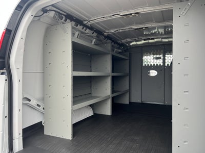 2025 Chevrolet Express Cargo 3500 WT