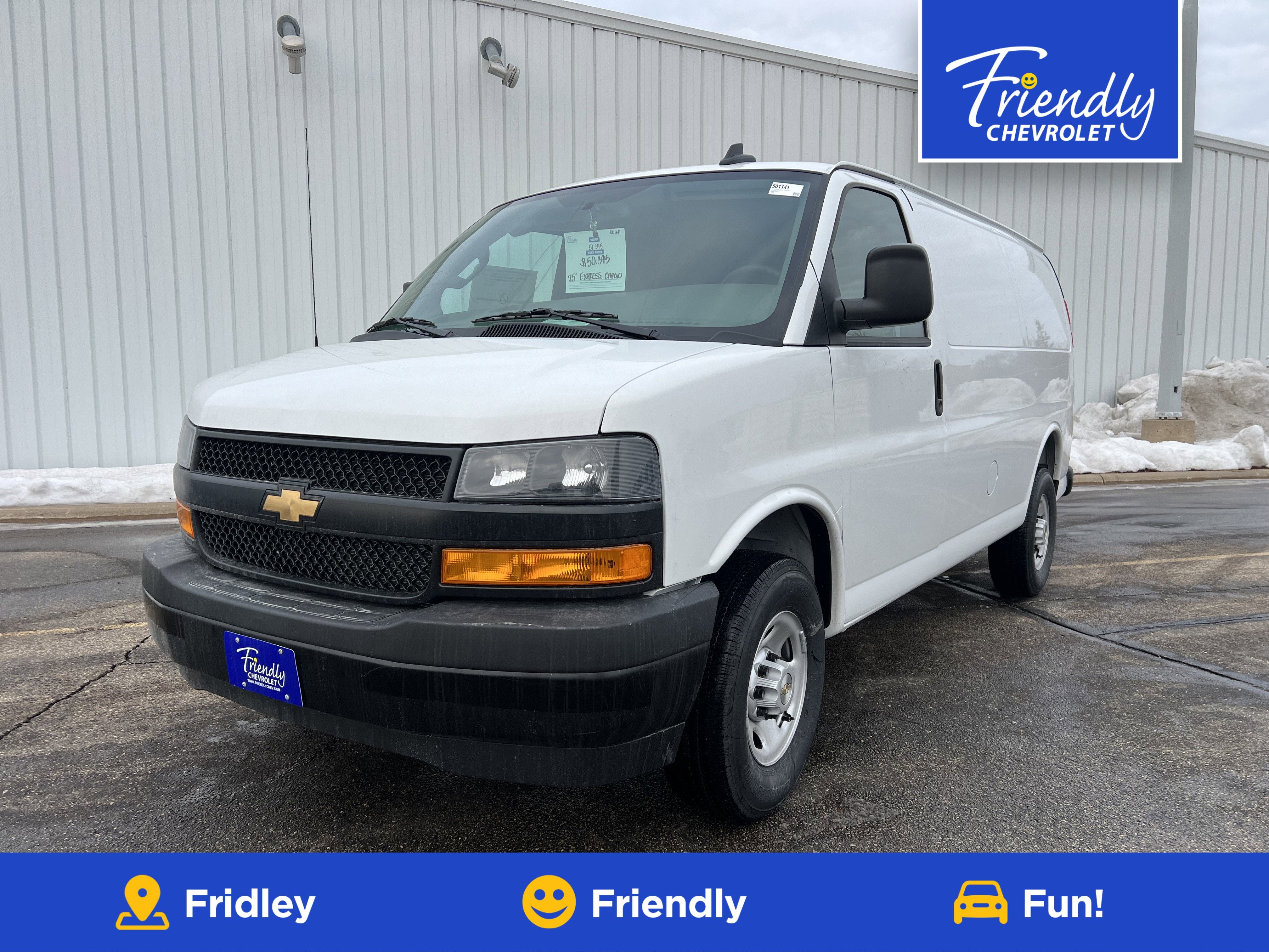 2025 Chevrolet Express Cargo 3500 WT