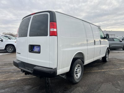 2025 Chevrolet Express Cargo 3500 WT