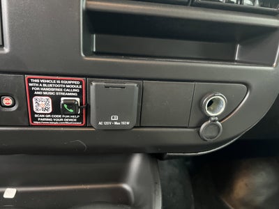 2025 Chevrolet Express Cargo 3500 WT