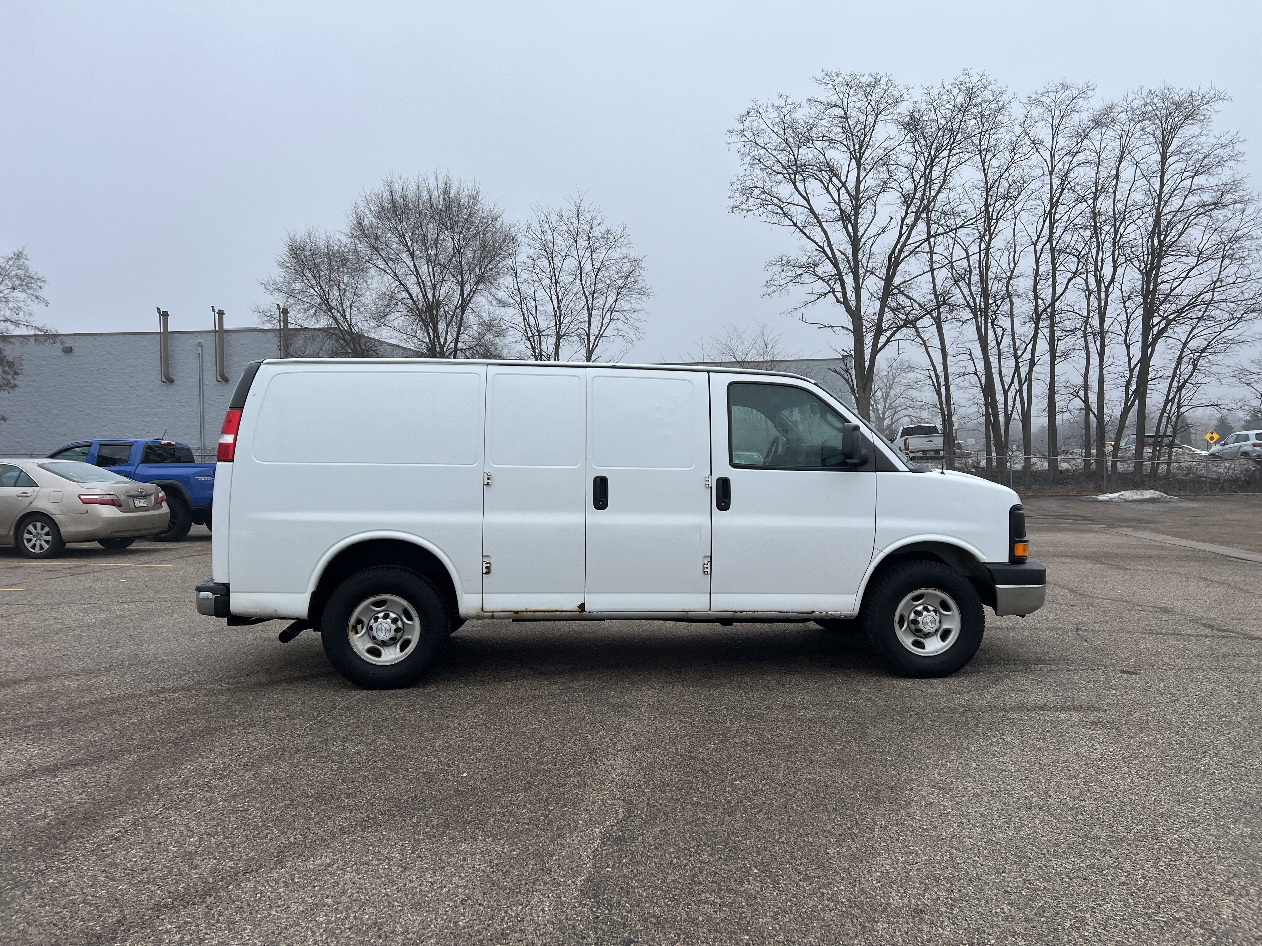 2016 Chevrolet Express Cargo 3500 Work Van