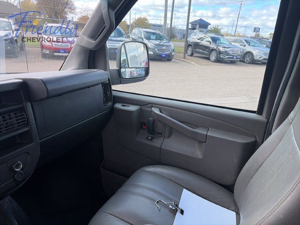 2017 Chevrolet Express Cargo 3500 RWD 3500 135"