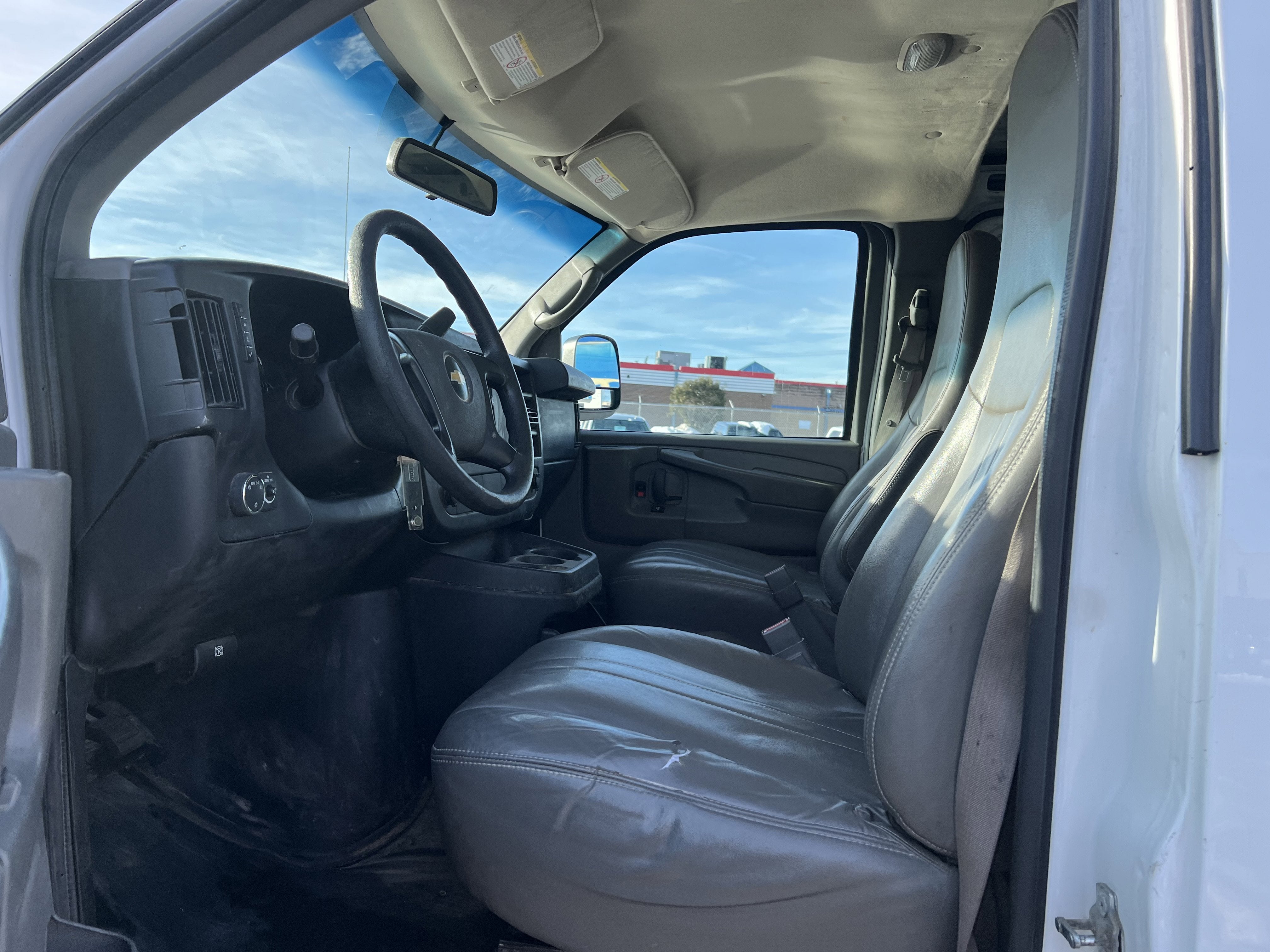 2017 Chevrolet Express Cargo 3500 RWD 3500 135"