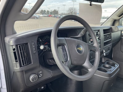 2025 Chevrolet Express Cargo 3500 WT