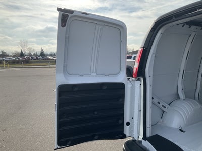 2025 Chevrolet Express Cargo 3500 WT