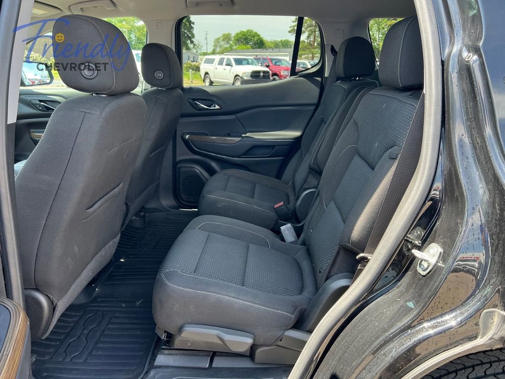 2022 GMC Acadia SLE
