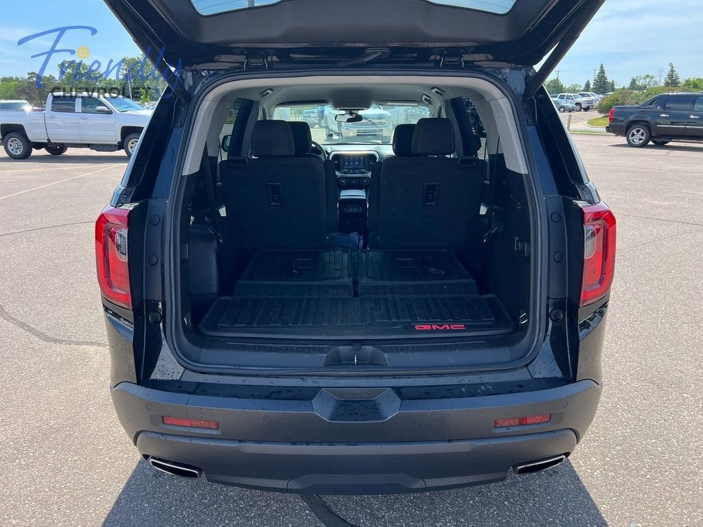 2022 GMC Acadia SLE