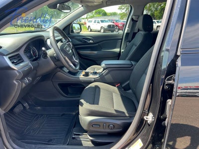 2022 GMC Acadia SLE