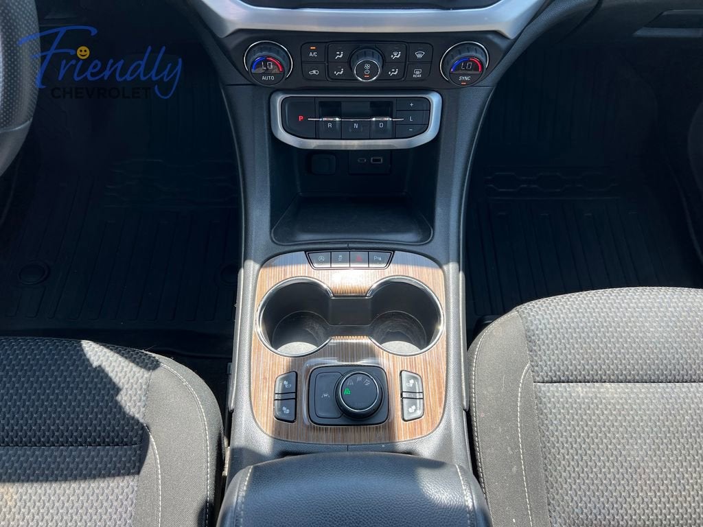 2022 GMC Acadia SLE