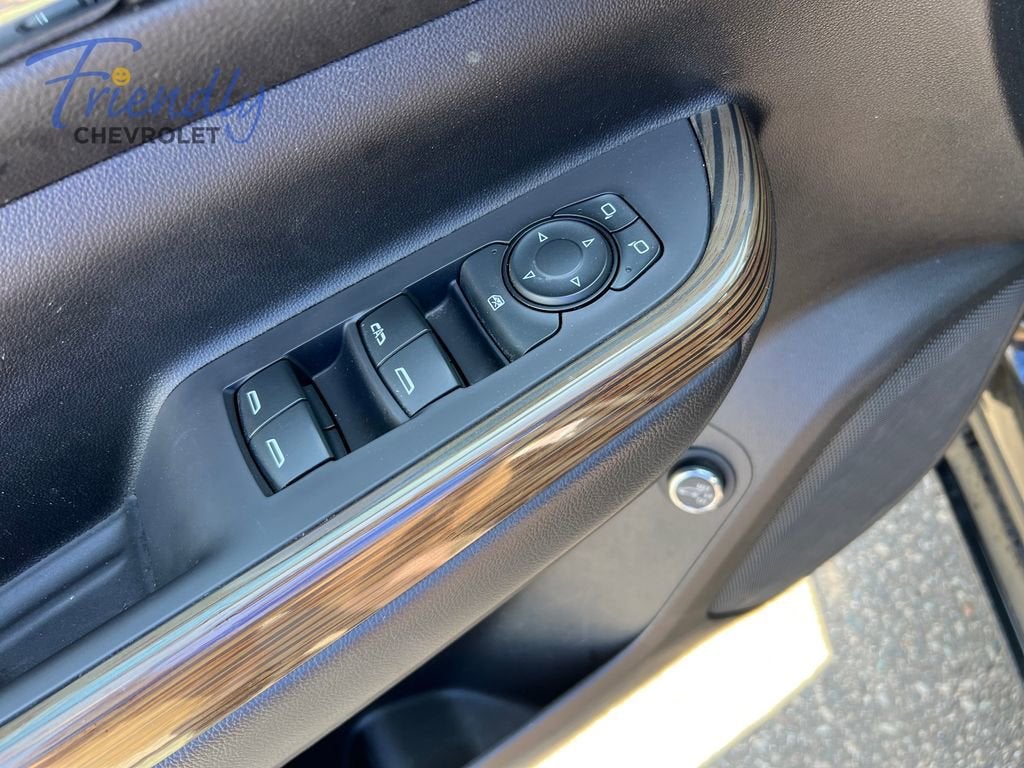 2022 GMC Acadia SLE