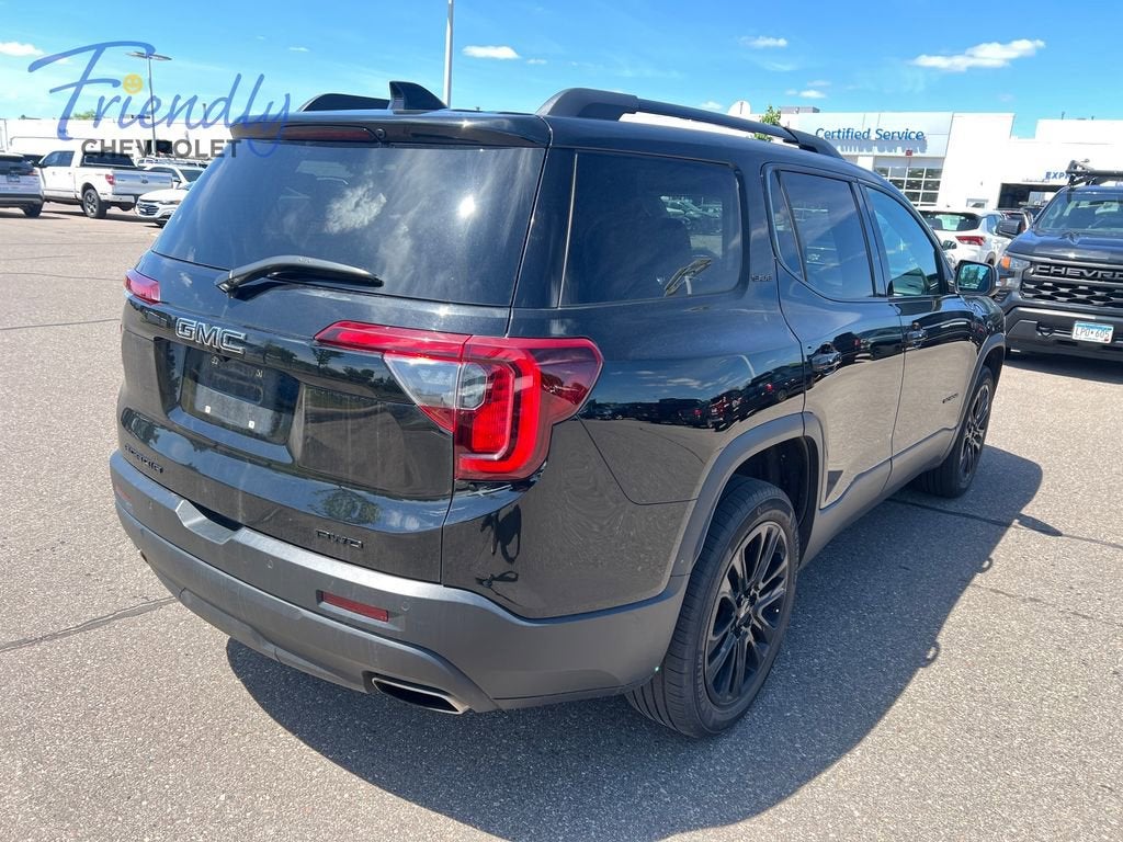 2022 GMC Acadia SLE