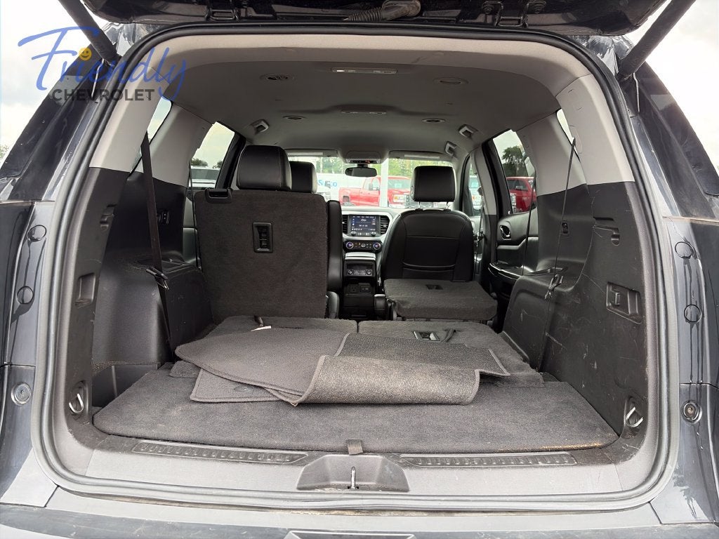 2020 GMC Acadia SLT