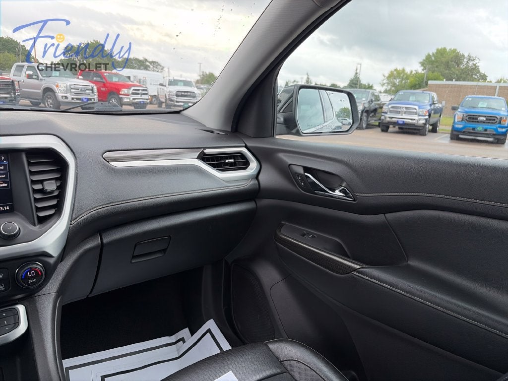 2020 GMC Acadia SLT
