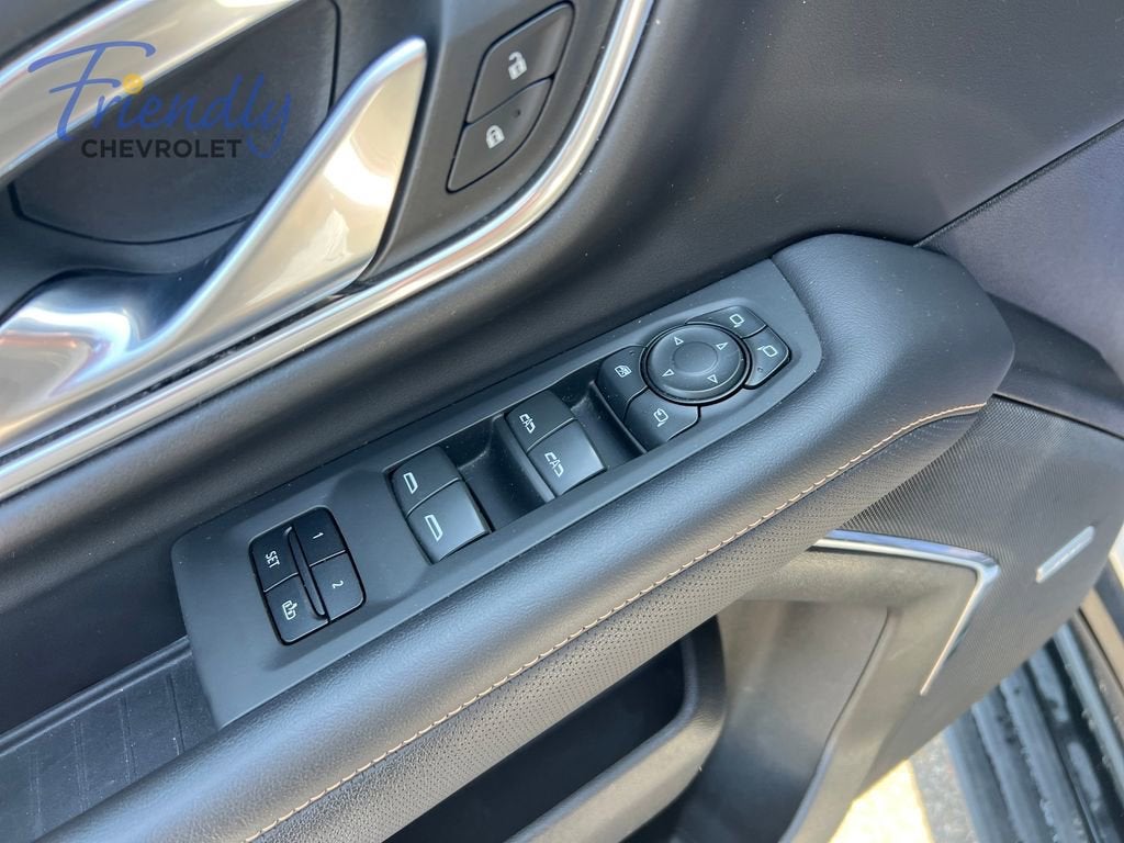2022 GMC Yukon XL AT4