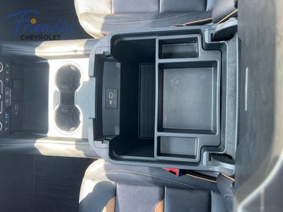2022 GMC Yukon XL AT4