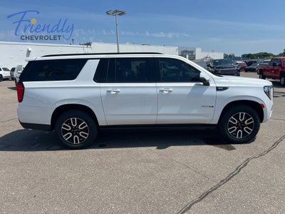 2022 GMC Yukon XL AT4