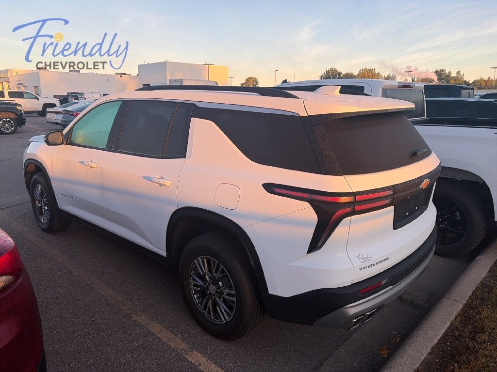 2024 Chevrolet Traverse LT