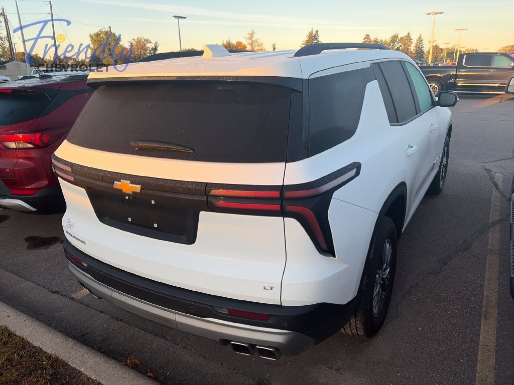 2024 Chevrolet Traverse LT