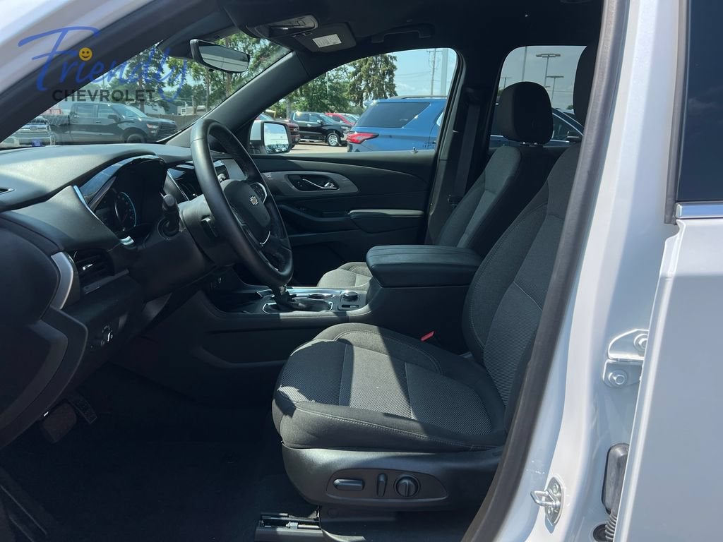 2024 Chevrolet Traverse Limited LT Cloth