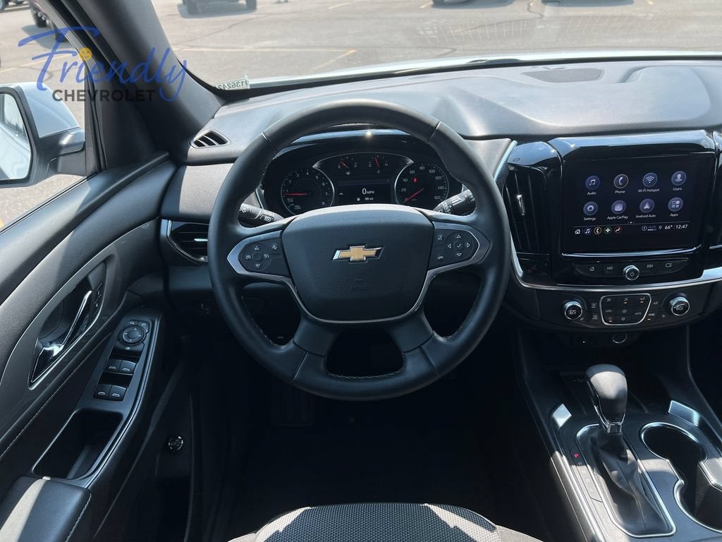 2024 Chevrolet Traverse Limited LT Cloth