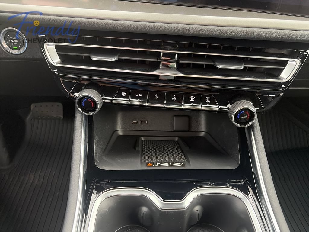 2027 Chevrolet Traverse LT - Photo 16