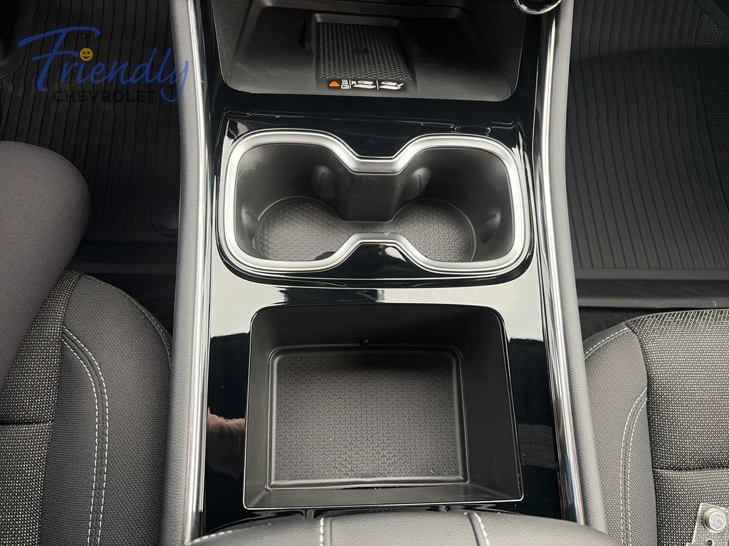 2027 Chevrolet Traverse LT - Photo 17