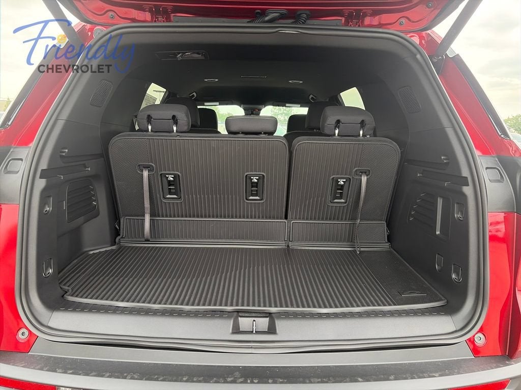 2027 Chevrolet Traverse LT - Photo 9