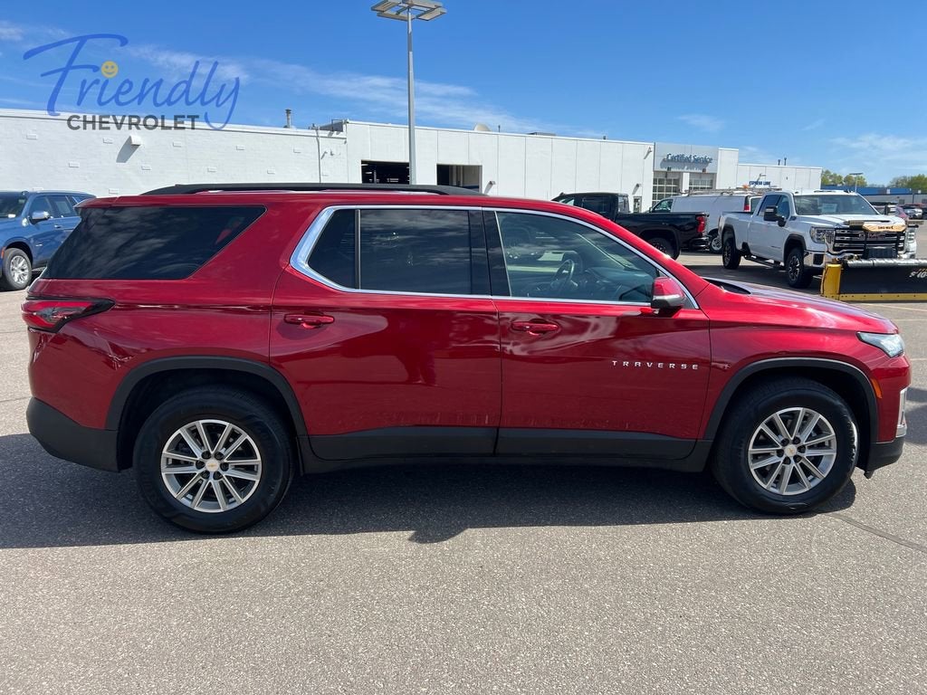 2022 Chevrolet Traverse LT Cloth