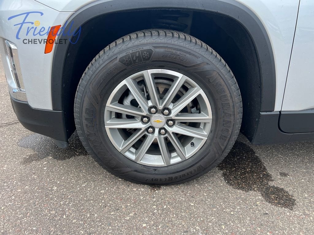 2022 Chevrolet Traverse LT Cloth