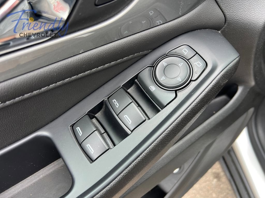 2022 Chevrolet Traverse LT Cloth