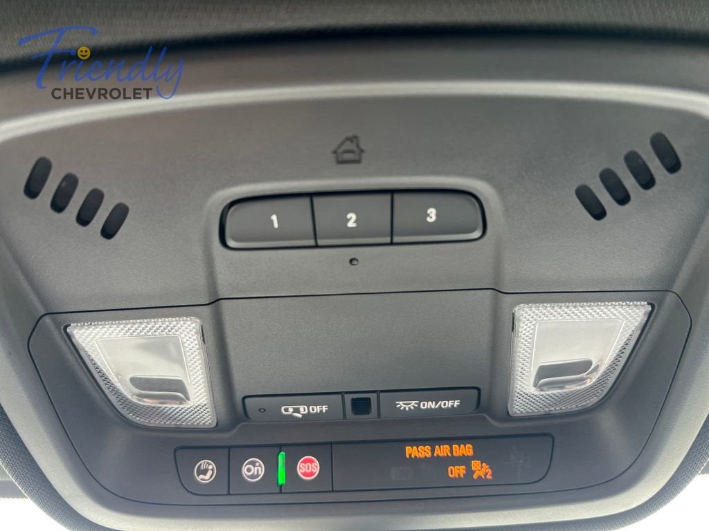 2022 Chevrolet Traverse LT Cloth