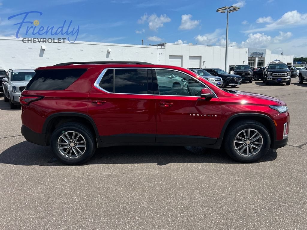 2023 Chevrolet Traverse LT Cloth