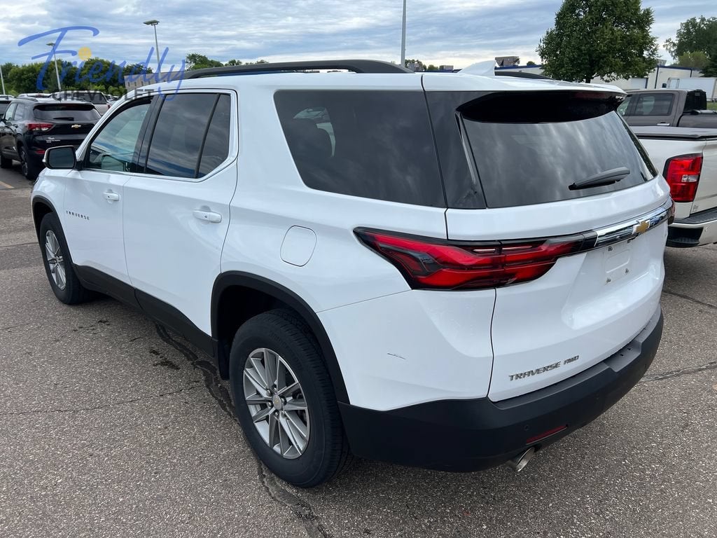 2022 Chevrolet Traverse LT Cloth