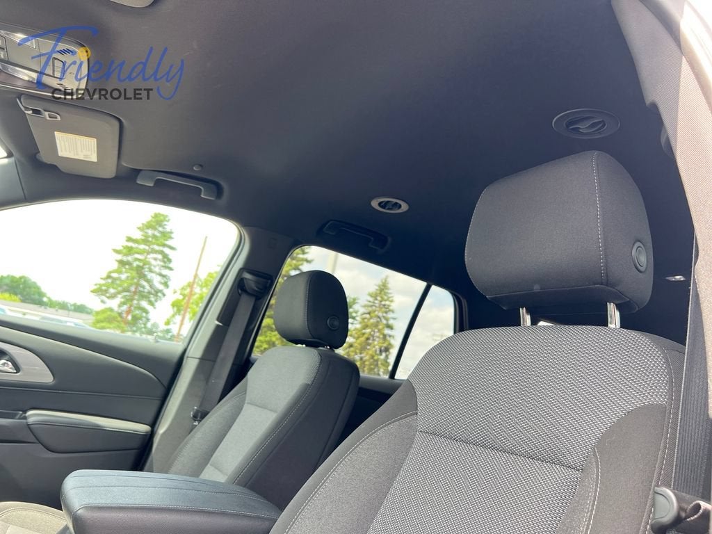 2022 Chevrolet Traverse LT Cloth