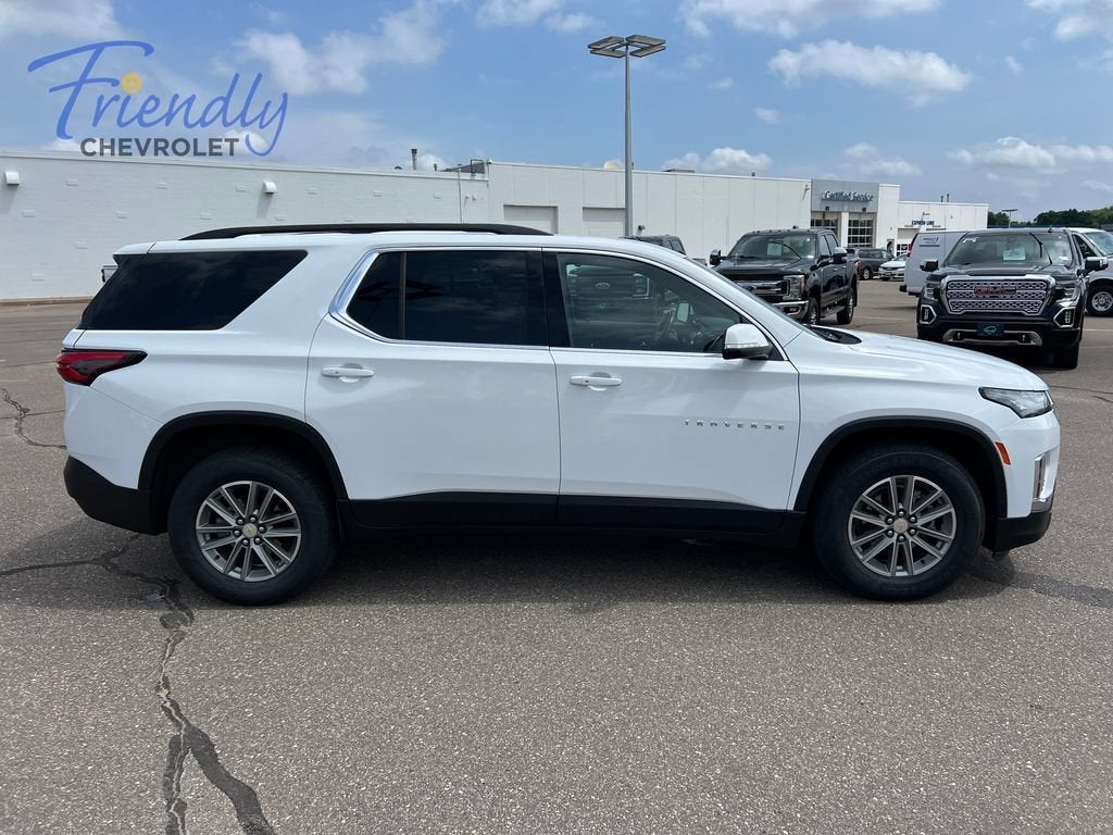 2022 Chevrolet Traverse LT Cloth