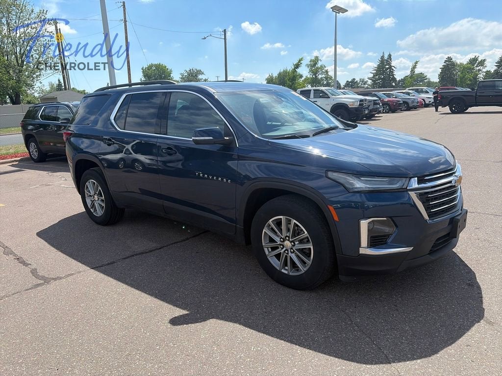 2023 Chevrolet Traverse LT Cloth