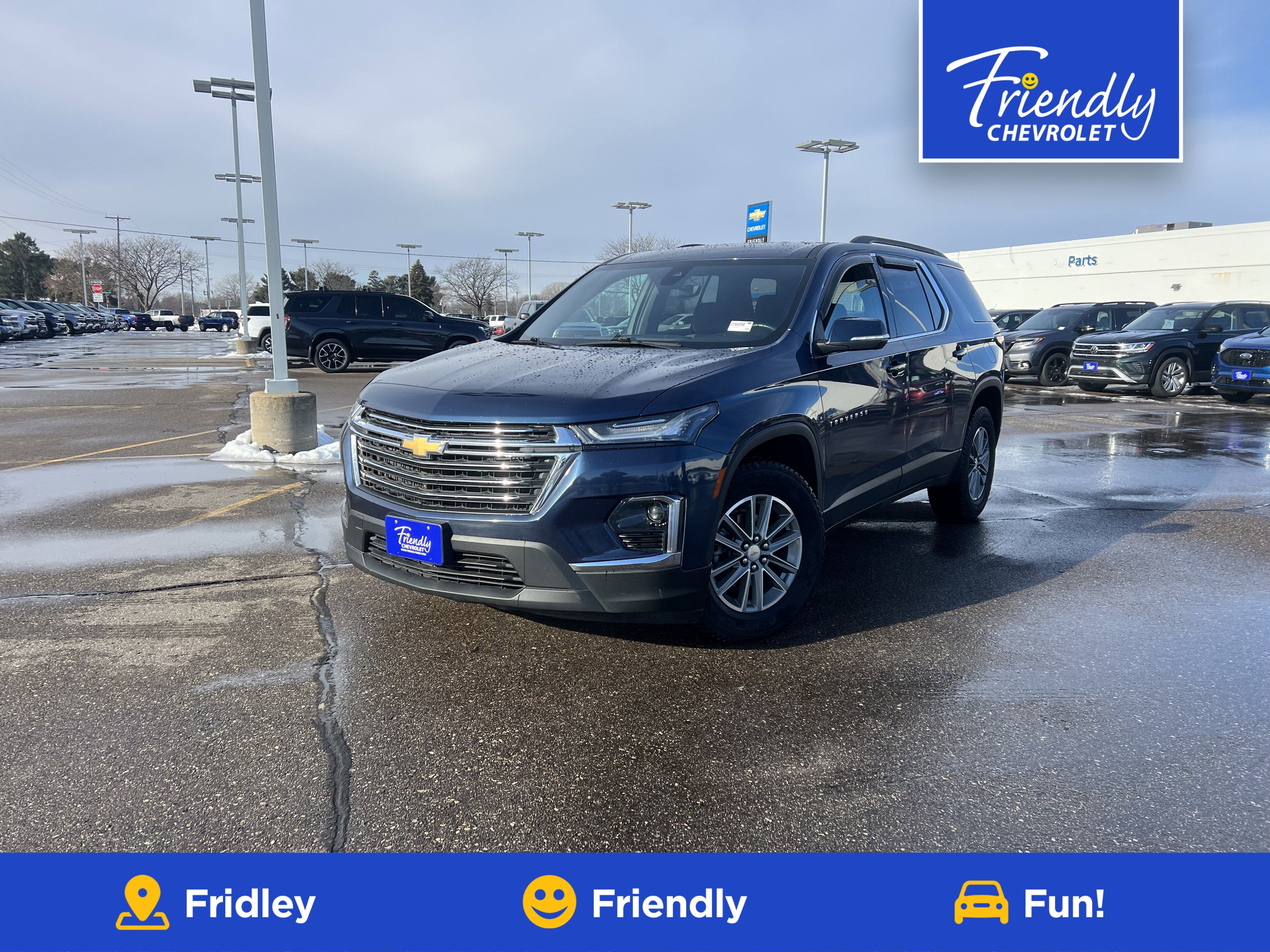 2022 Chevrolet Traverse LT Cloth