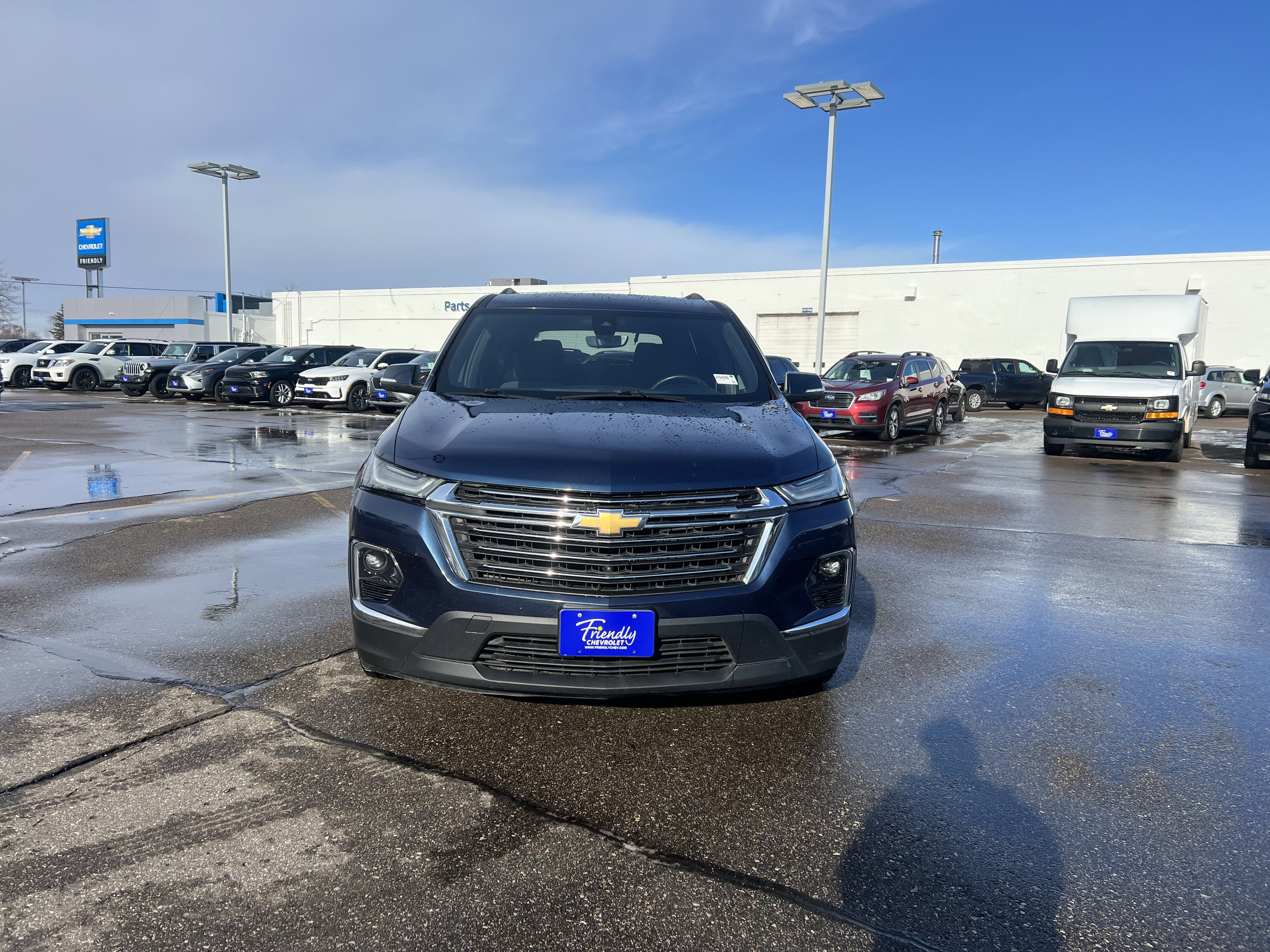 2022 Chevrolet Traverse LT Cloth