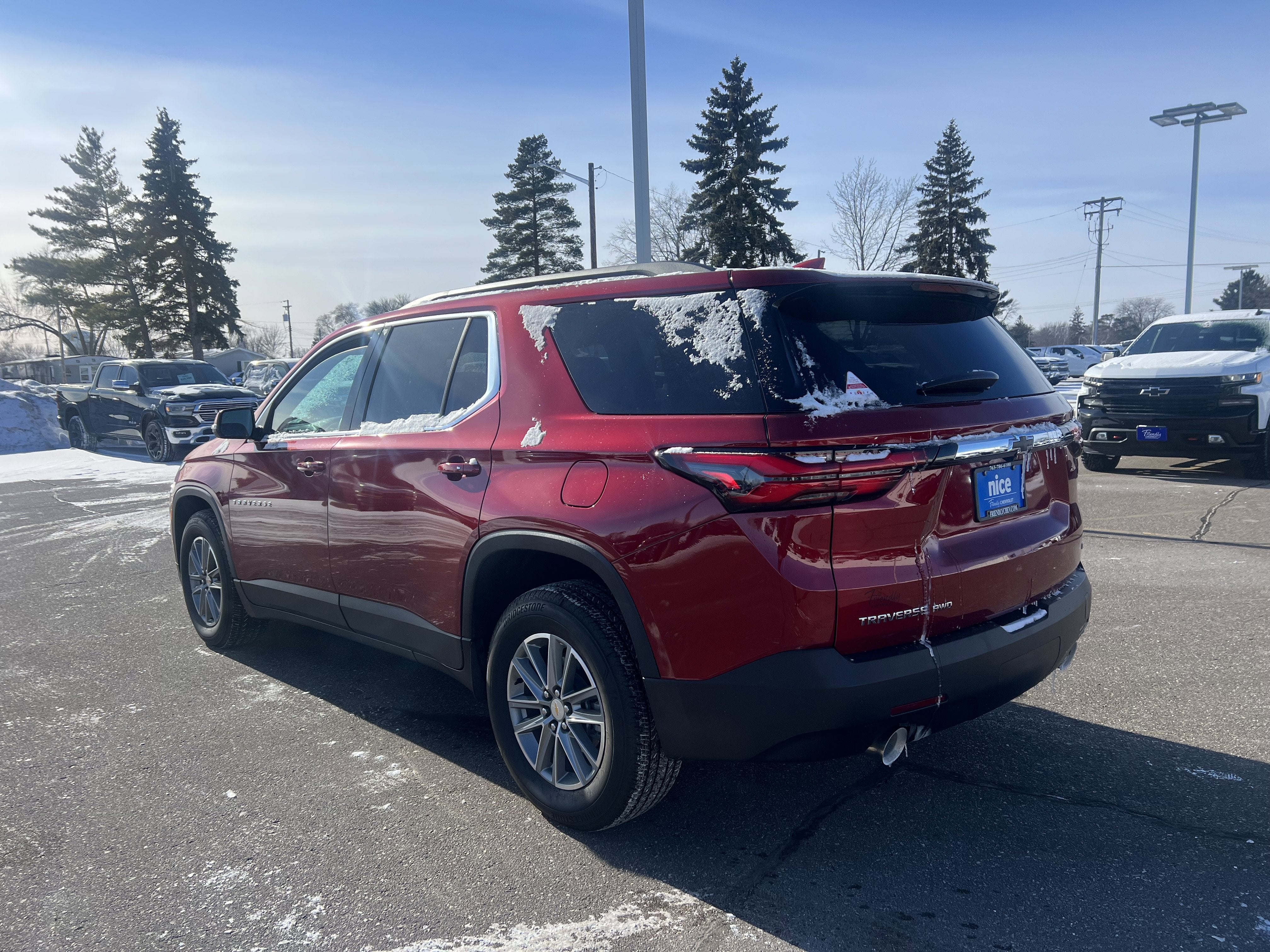 2023 Chevrolet Traverse LT Cloth