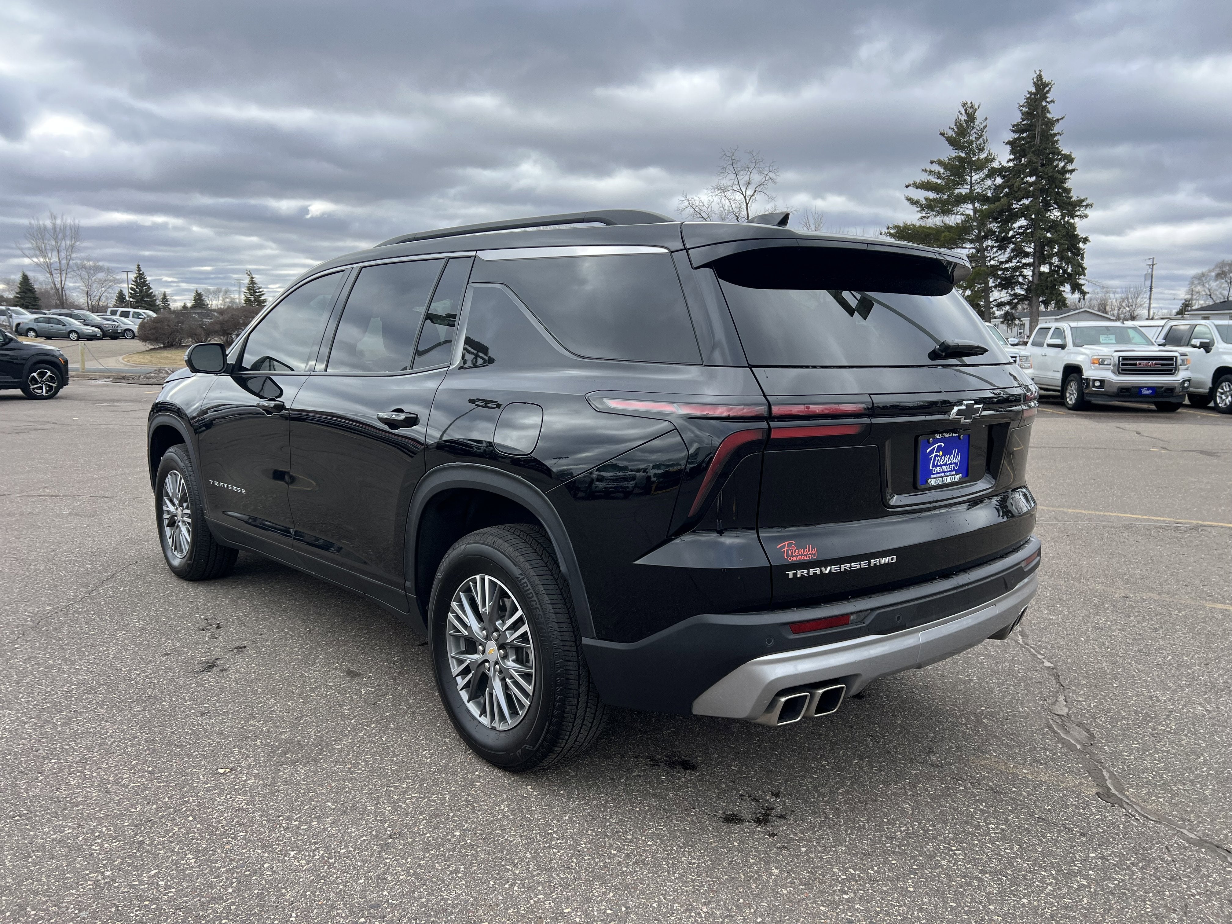 2025 Chevrolet Traverse LT