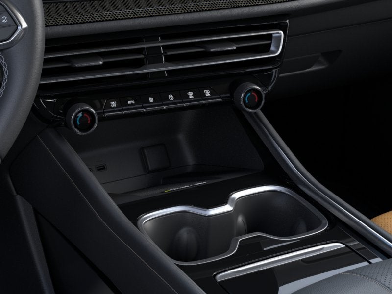 2027 Chevrolet Traverse Z71 - Photo 64