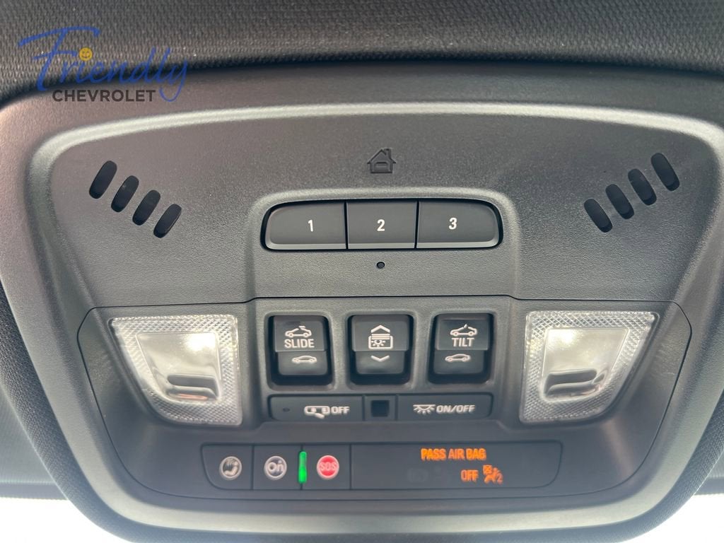 2023 Chevrolet Traverse RS