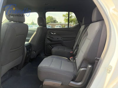 2022 Chevrolet Traverse LT Cloth