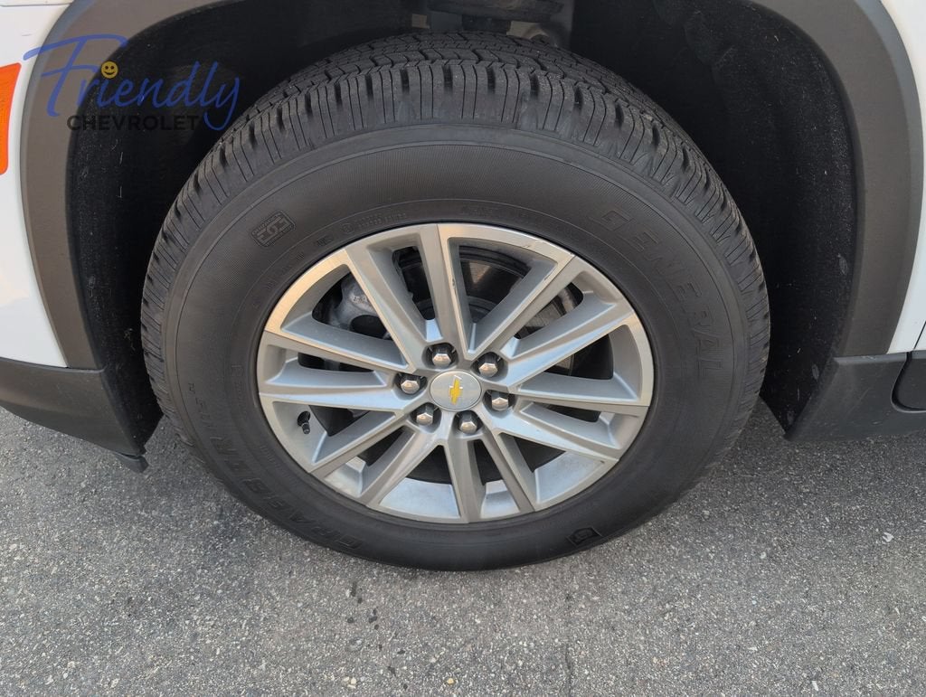 2022 Chevrolet Traverse LT Cloth