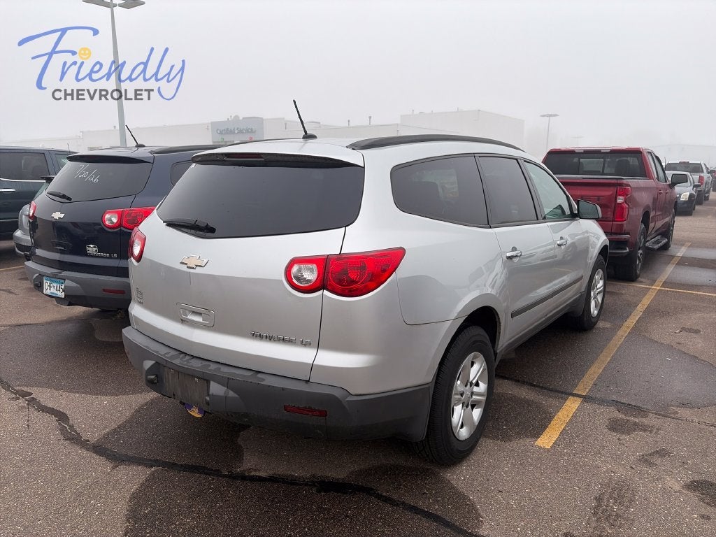 2011 Chevrolet Traverse LS