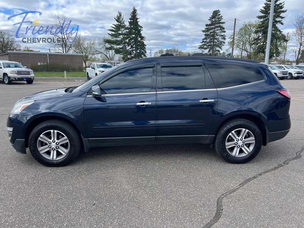 Used 2016 Chevrolet Traverse 2LT with VIN 1GNKVHKD7GJ320582 for sale in Fridley, Minnesota