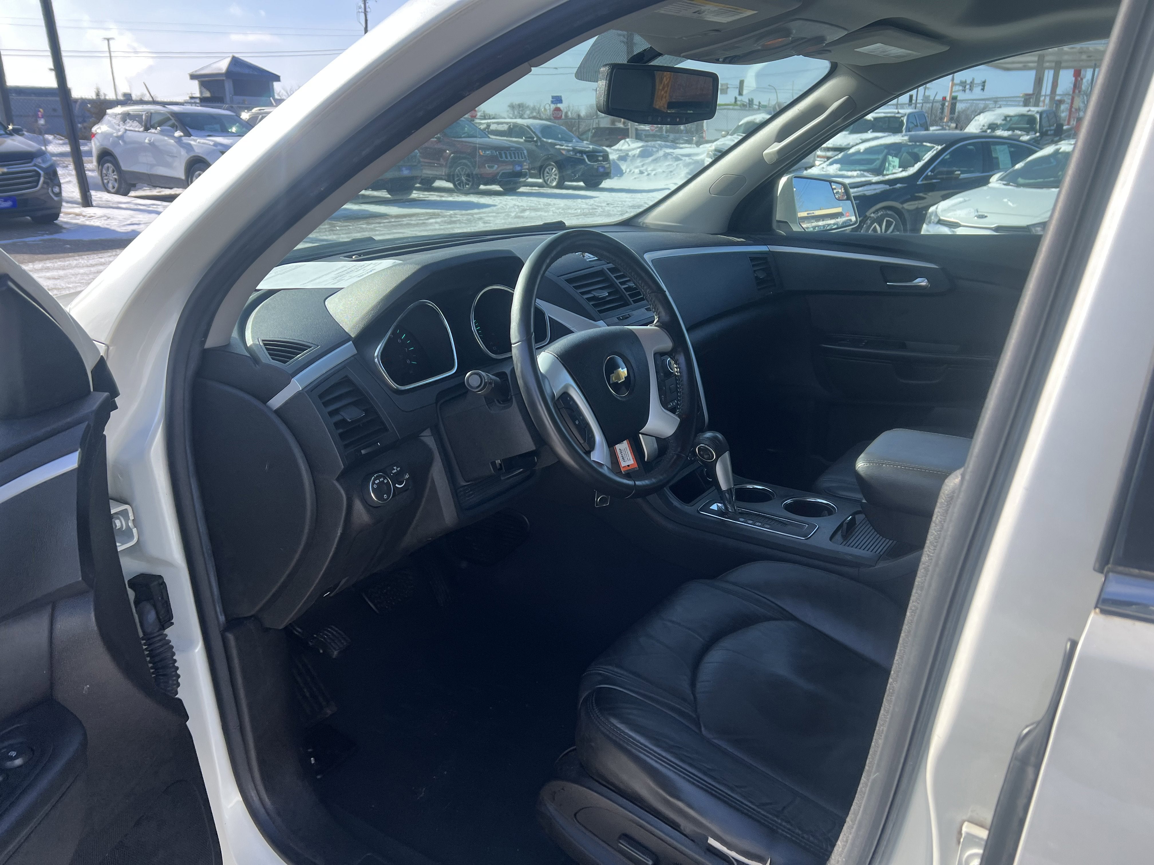 2011 Chevrolet Traverse LT w/2LT