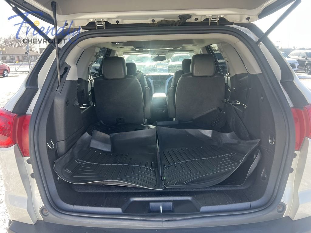 2011 Chevrolet Traverse LT w/2LT